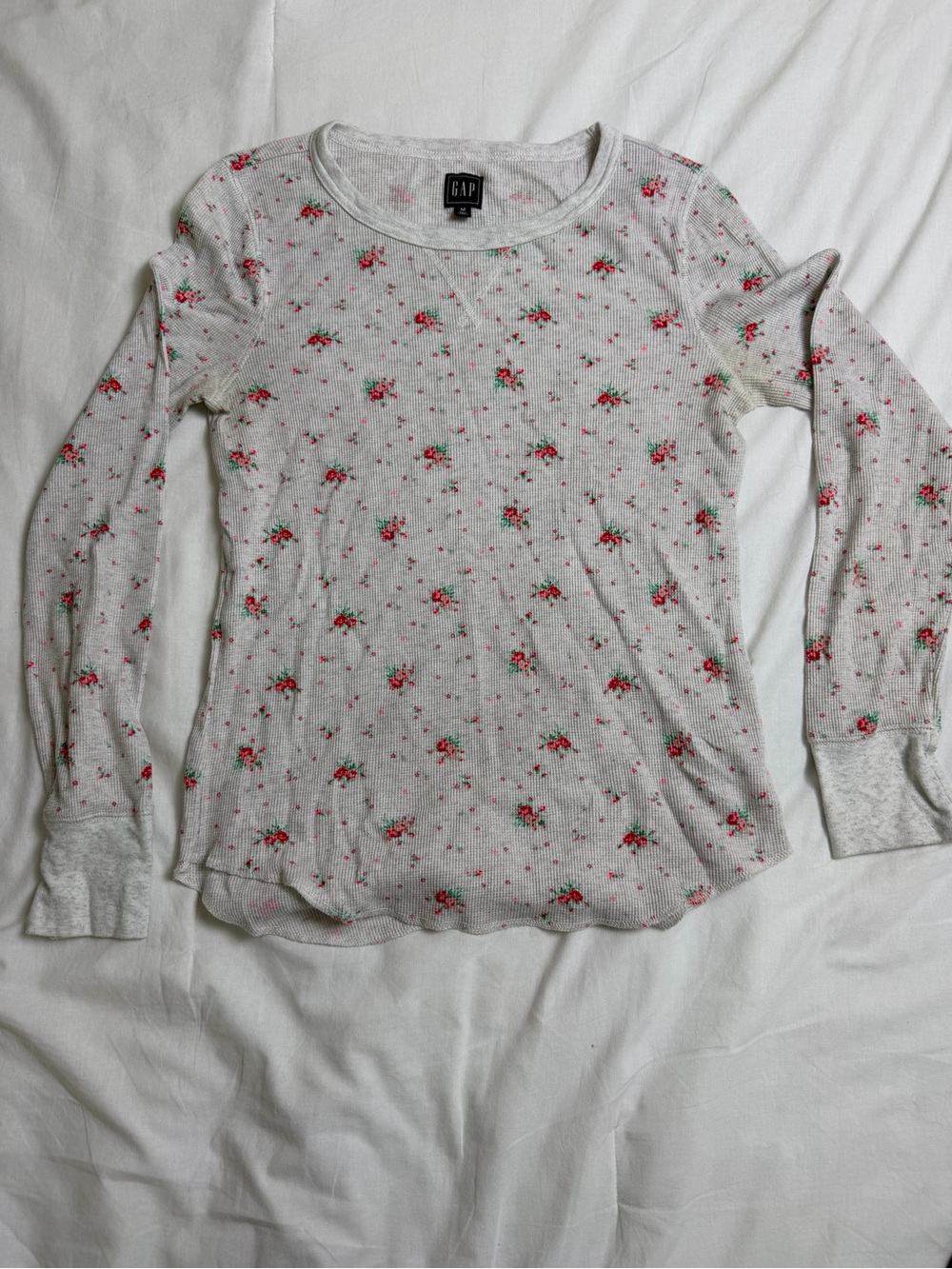 GAP Women's Cream Long Sleeve Floral Thermal Top